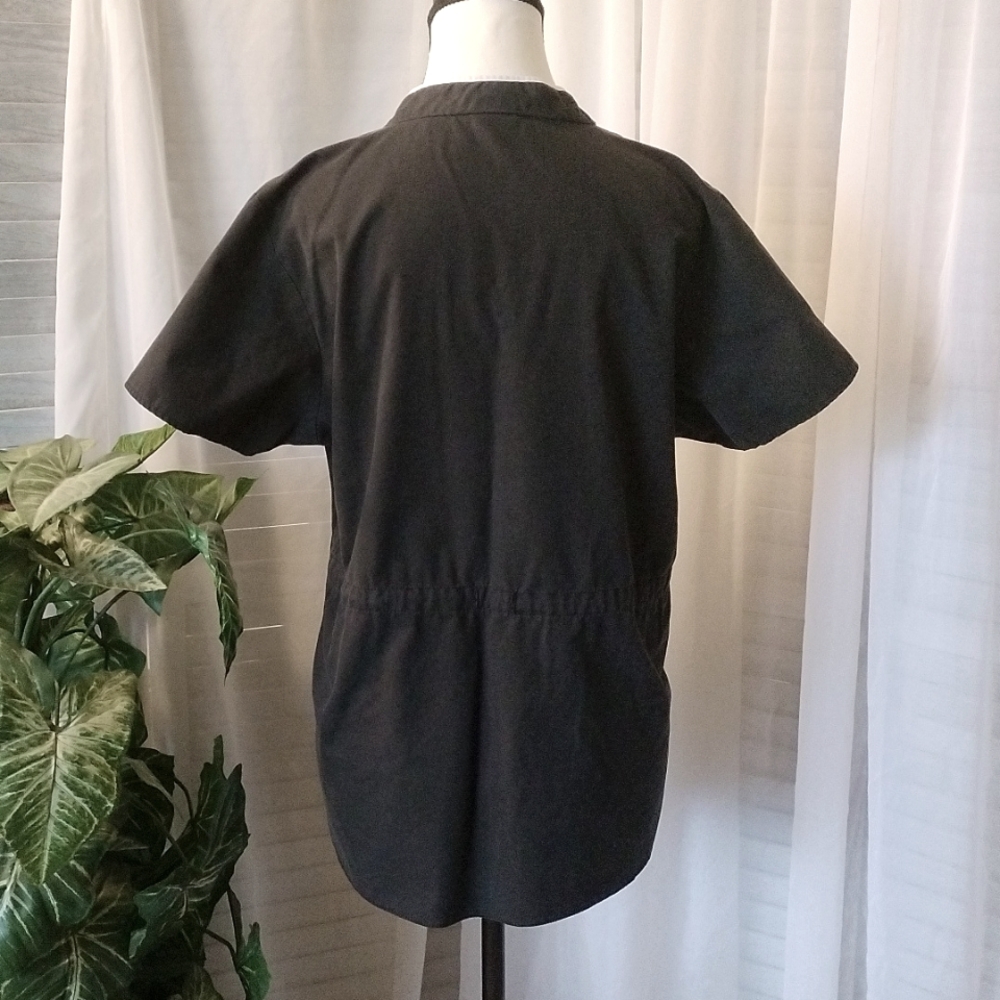 ⚜️ Dickies Mandarin Collar Scrub Top - Picture 4 of 13